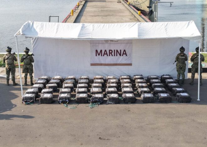 Marina asegura 1.5 toneladas de cocaína y detiene a 5 personas en costas de Chiapas
